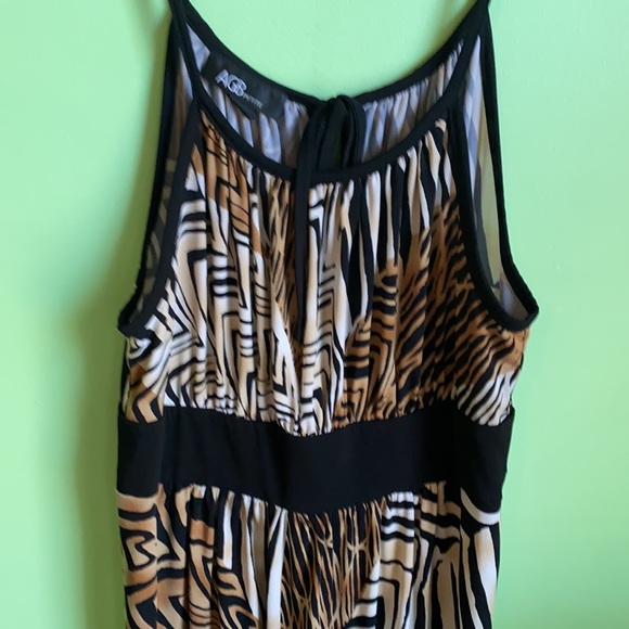 Maxi dress - Picture 3 of 9